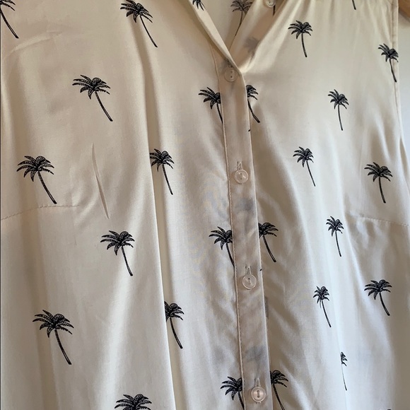 H&M Button Down Palm Tree Tank, Cream/Black - Picture 3 of 4